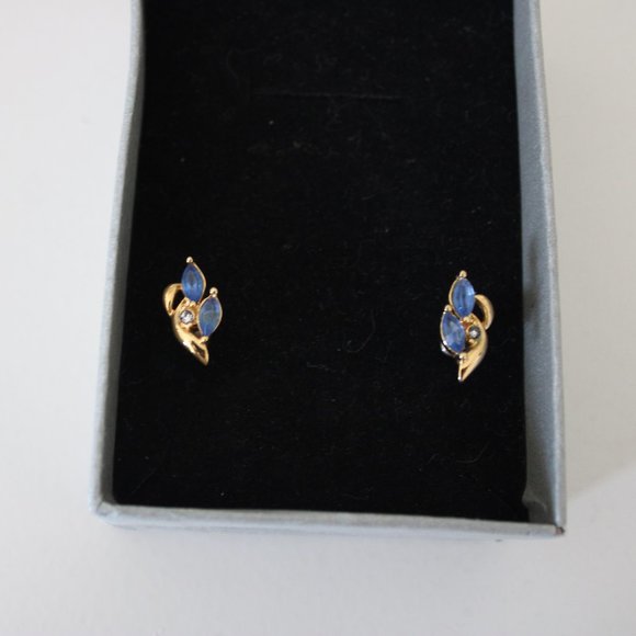 Gold and Blue Jewelry Set - Picture 2 of 5